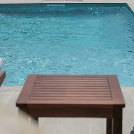 Naxos Infinity And * Galanado