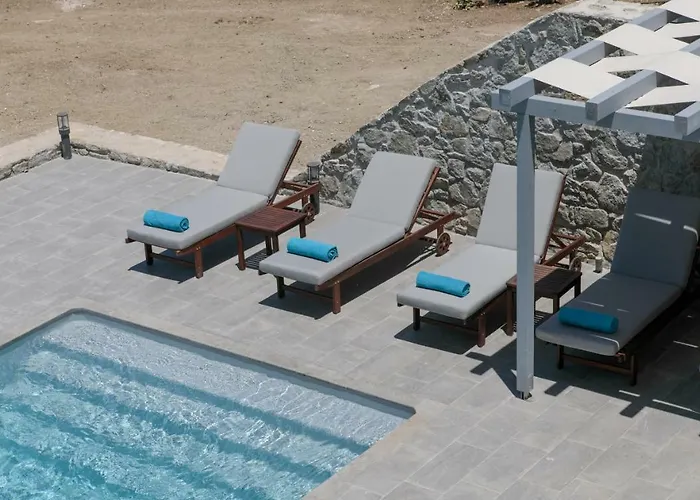 Villa Naxos Infinity And Galanado