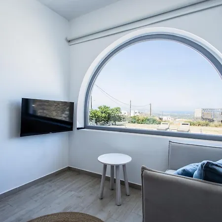 Naxos Infinity And