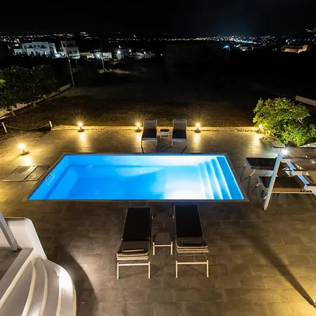 Vila Naxos Infinity And