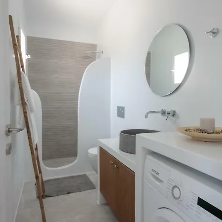 Naxos Infinity And * Galanado